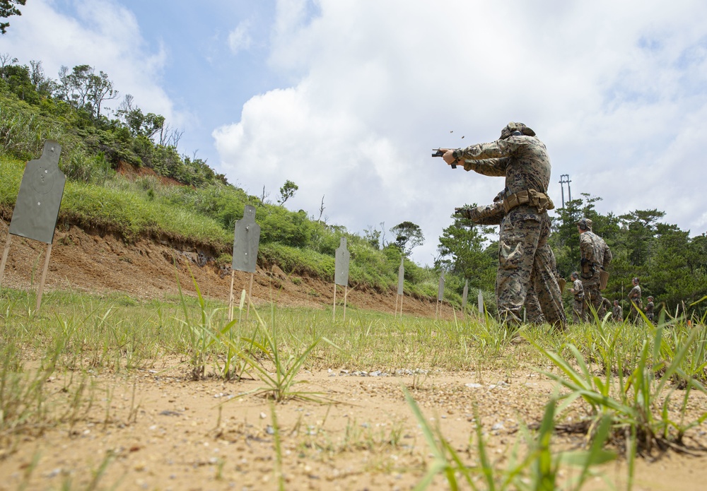 Recon Marines keep their shooting skills sharp