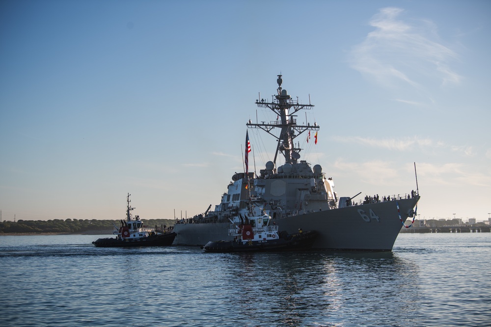 USS Carney (DDG 64) Departs NAVSTA Rota for Homeport Shift