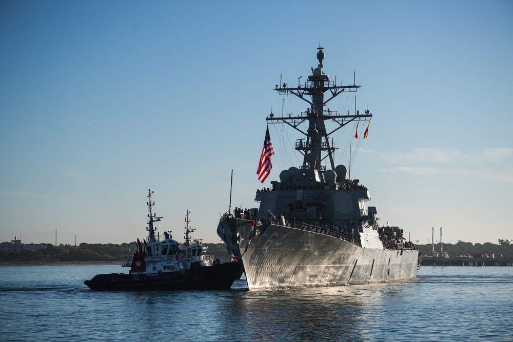 USS Carney (DDG 64) Departs NAVSTA Rota for Homeport Shift