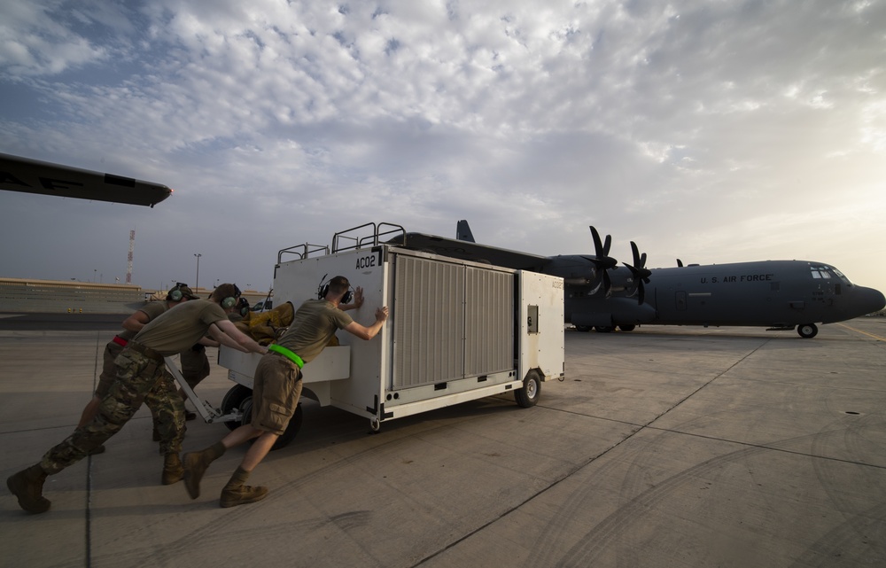75th EAS delivers supplies to outstation in Somalia