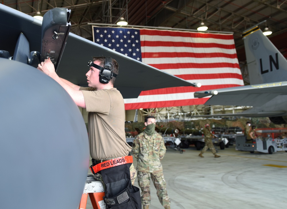 48th Fighter Wing host quarterly load crew competition