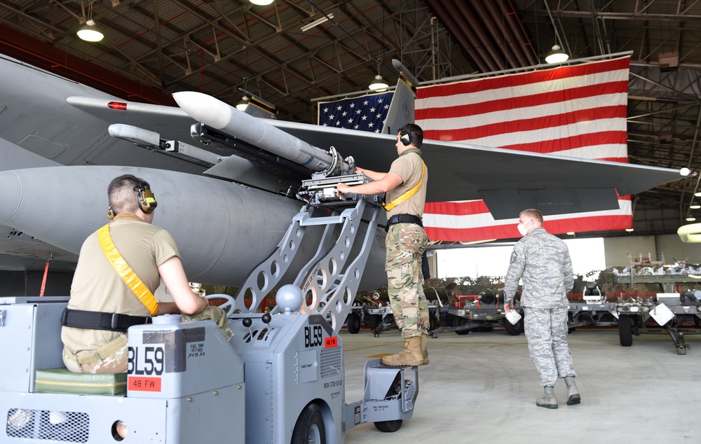 48th Fighter Wing host quarterly load crew competition