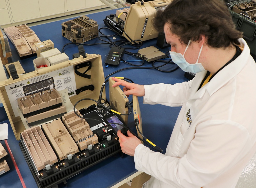 C5ISR Center conducts testing on silicon anode prototype battery