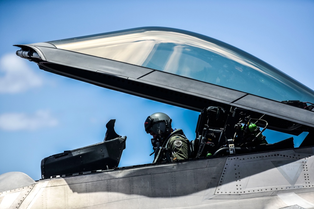 Col. Geoffrey E. Lohmiller, 15th Wing vice commander retirement ceremony