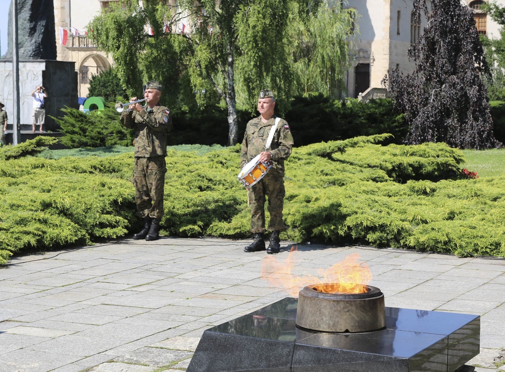 U.S. Soldiers join Polish for 1956 Poznan Uprising commemoration