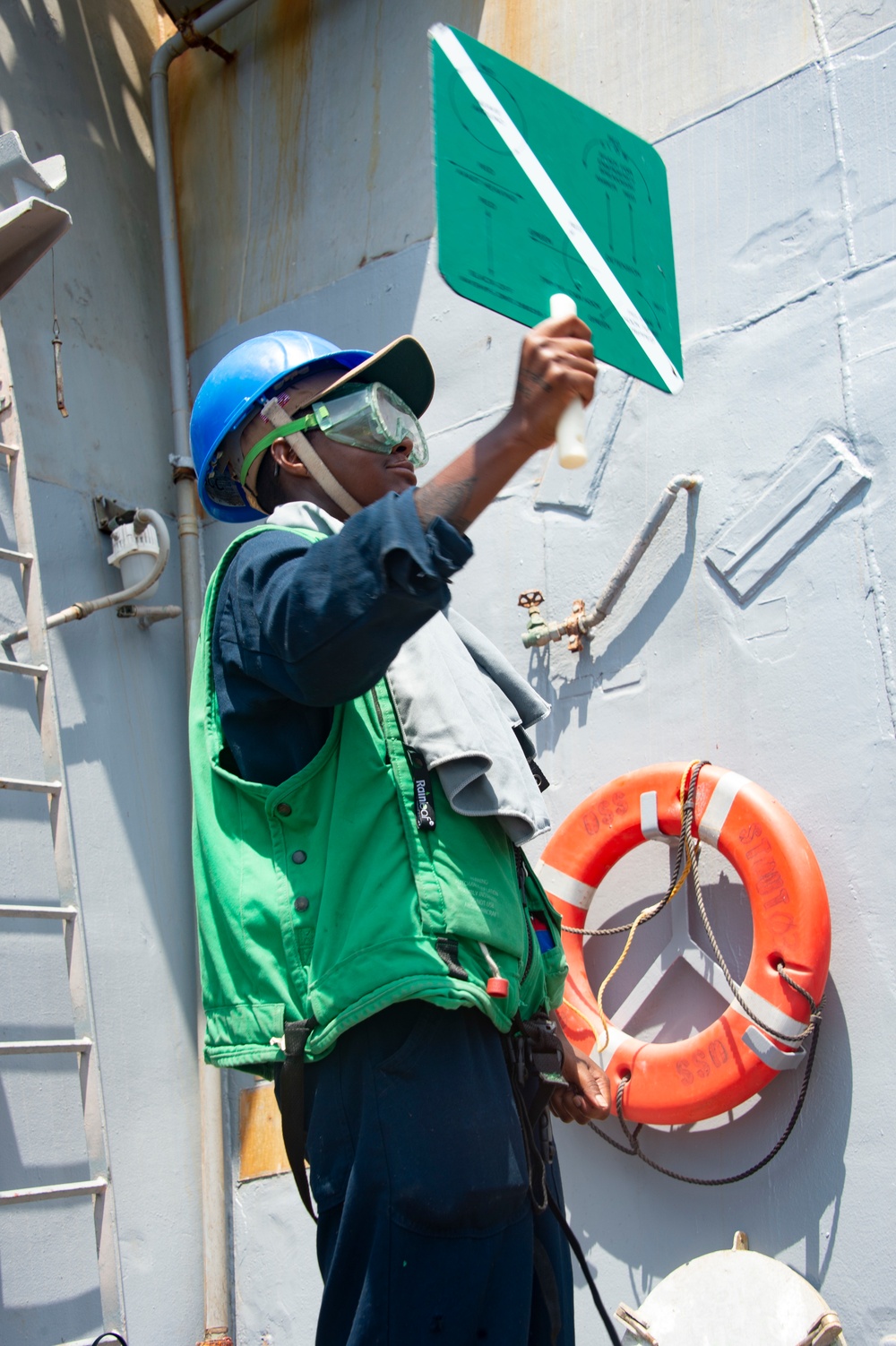 Stout Conducts Operations in the Arabian Gulf