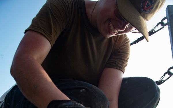 Stout Conducts Operations in the Arabian Gulf