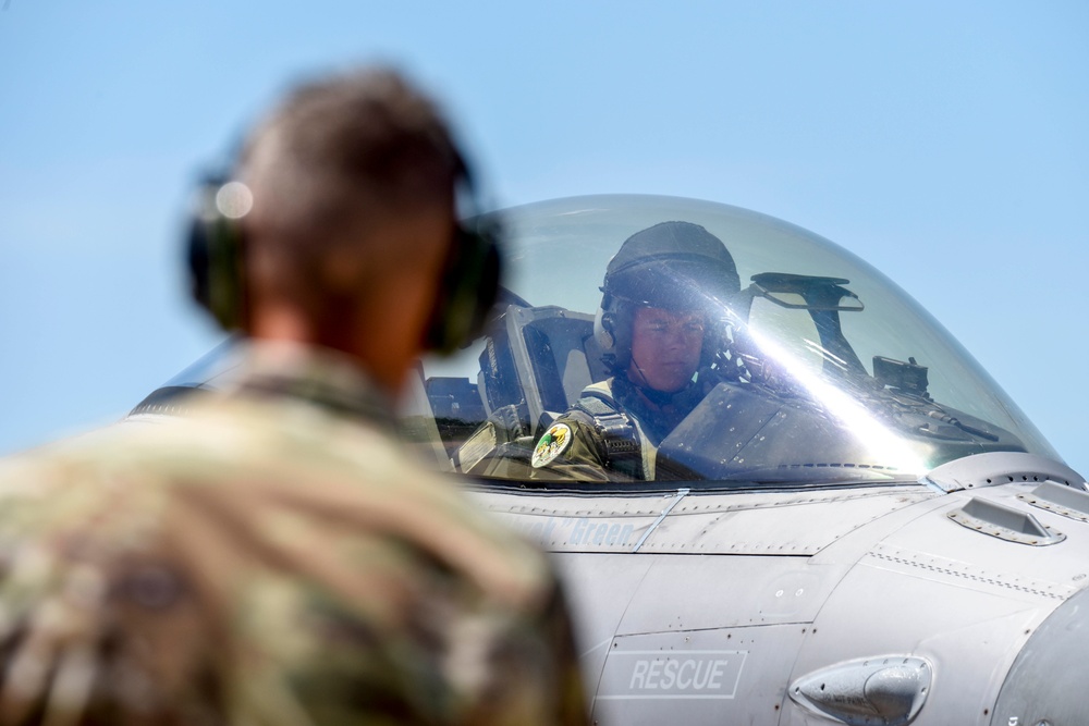 180th Fighter Wing Conducts Training Flights