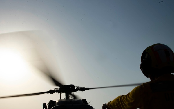 Stout Conducts Operations in the Arabian Gulf