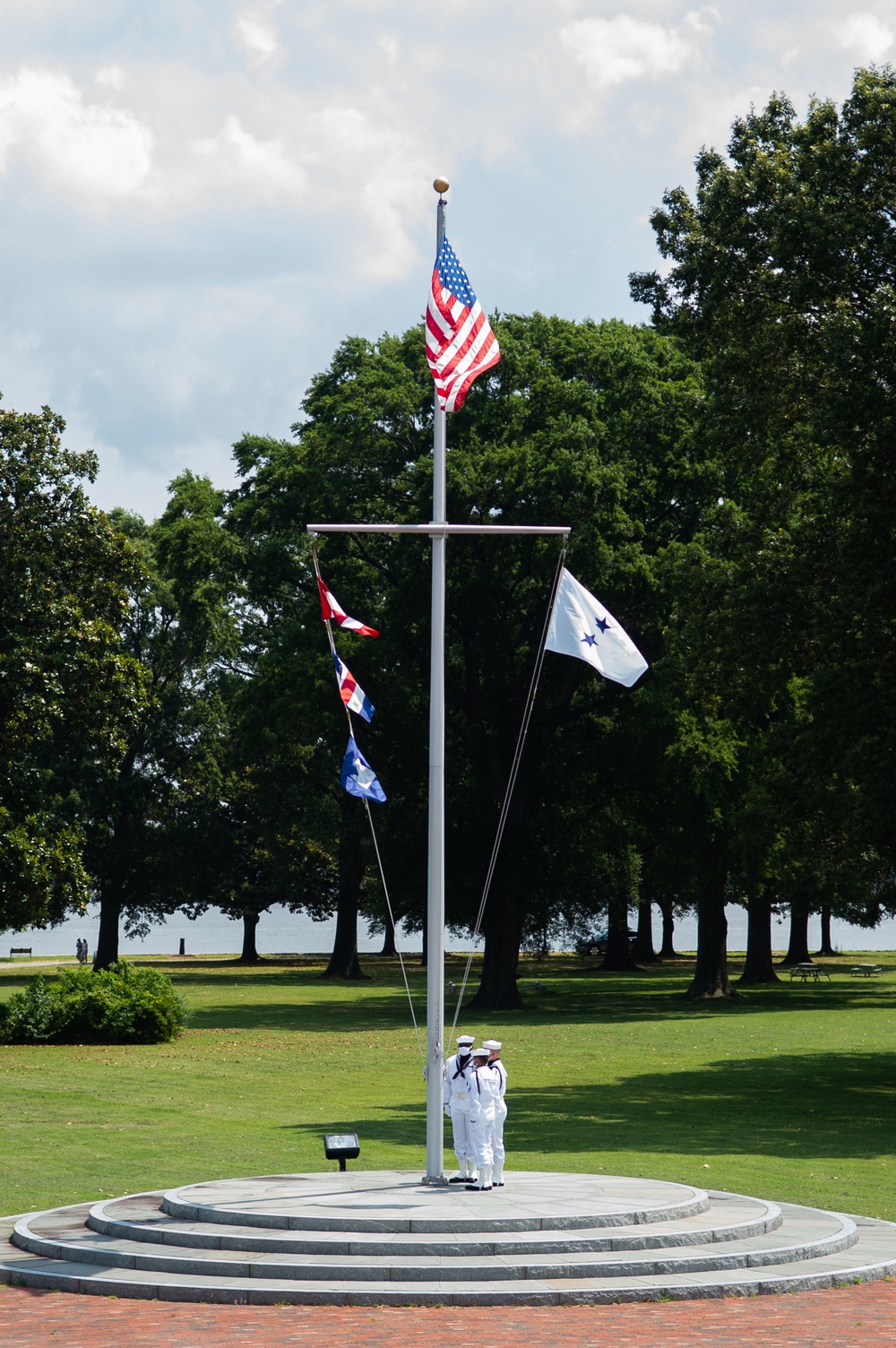 NMFL Conducts Change of Command