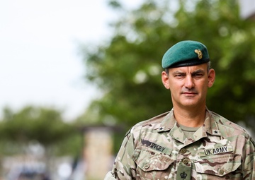 British Army general helps lead 1st Armored Division