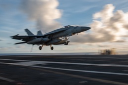 USS Ronald Reagan (CVN 76) Flight Operations