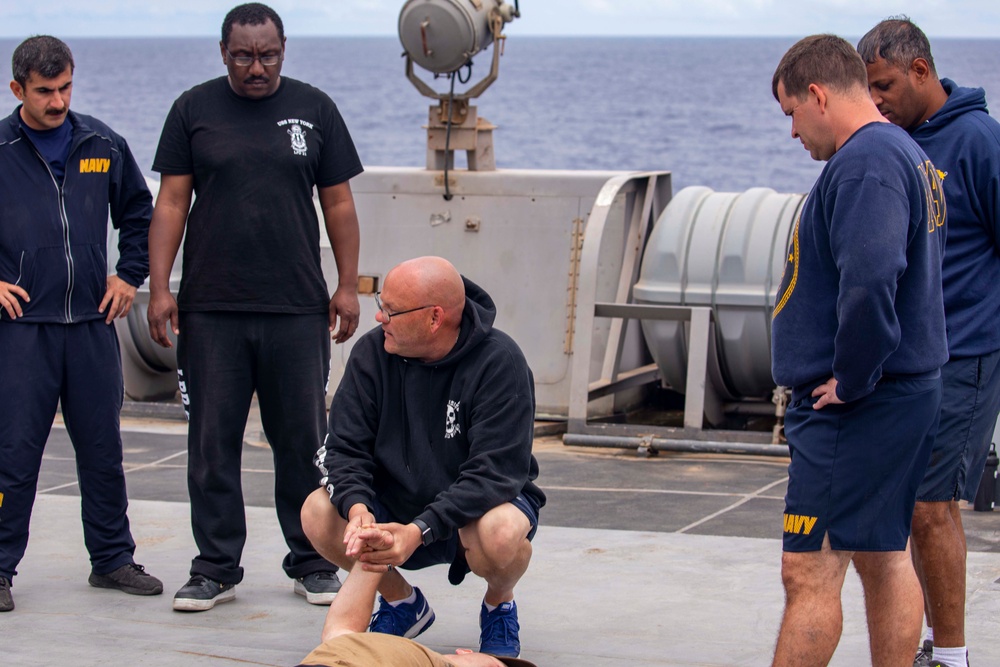 Sailors take part on SRF-B