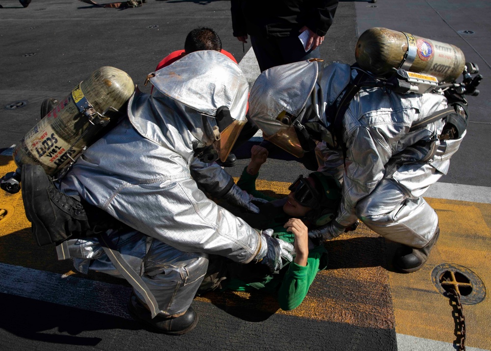 USS Bataan (LHD 5) Air Department Fire Drills