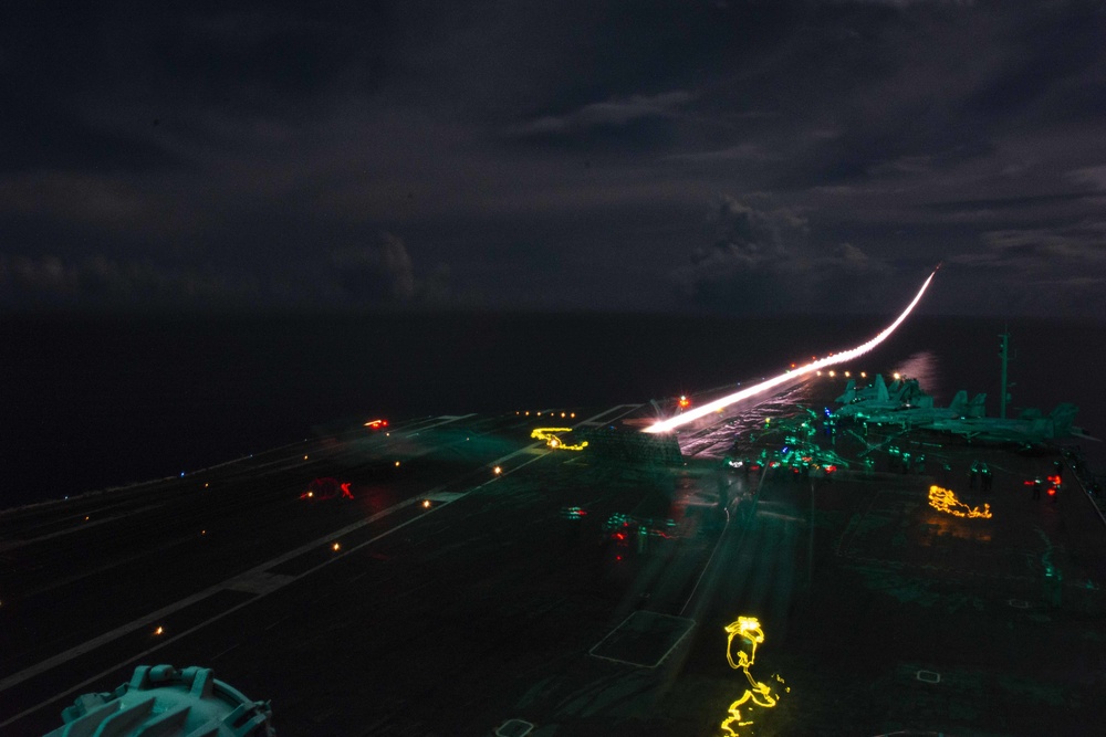 USS Ronald Reagan (CVN 76) Night Operations