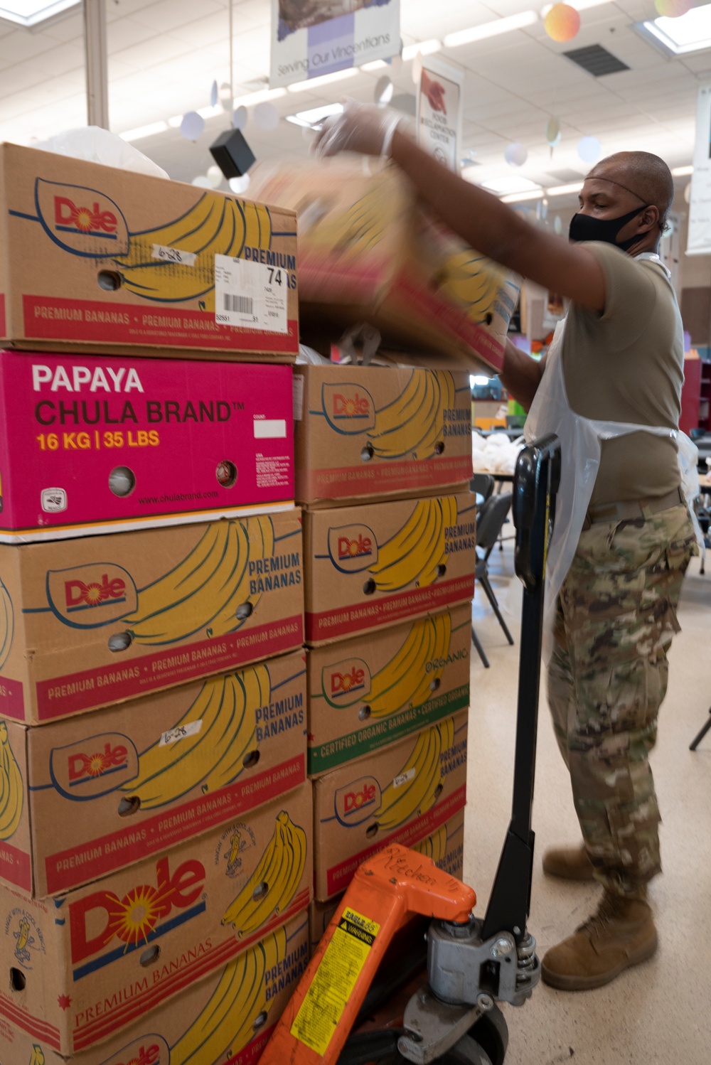 AZ National Guard prepares food and clothing for area's homeless