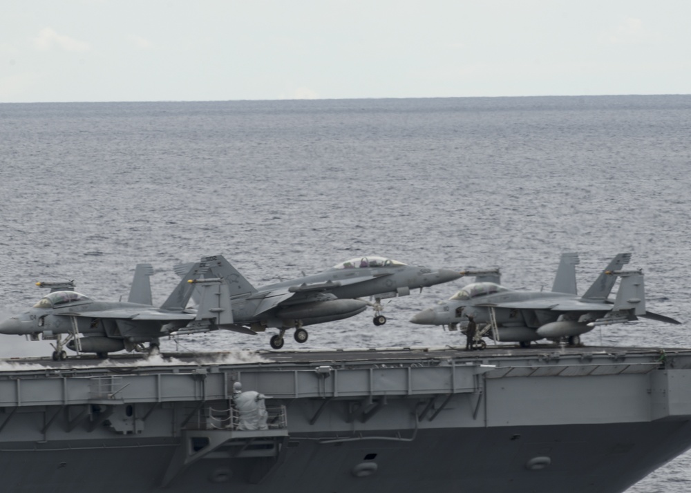 USS Ronald Reagan (CVN 76) Operations