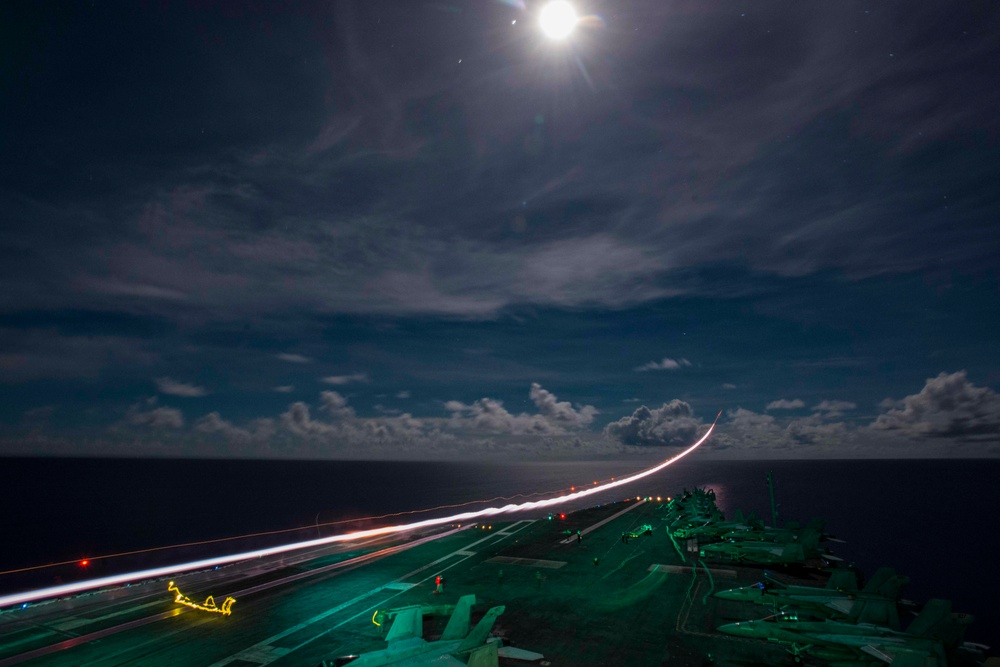 USS Ronald Reagan (CVN 76) Night Operations