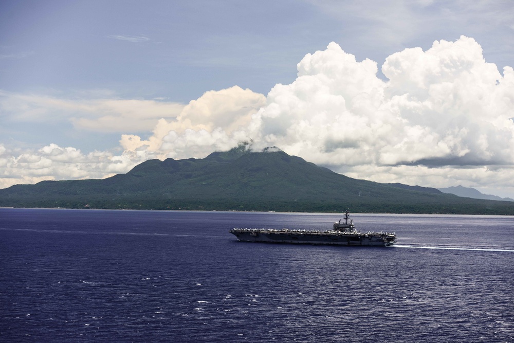 USS Ronald Reagan (CVN 76) Flight Operations
