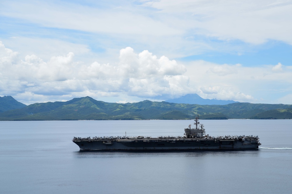USS Ronald Reagan (CVN 76) Flight Operations