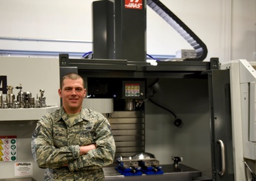 180FW Airman Fixes Courthouse Clock