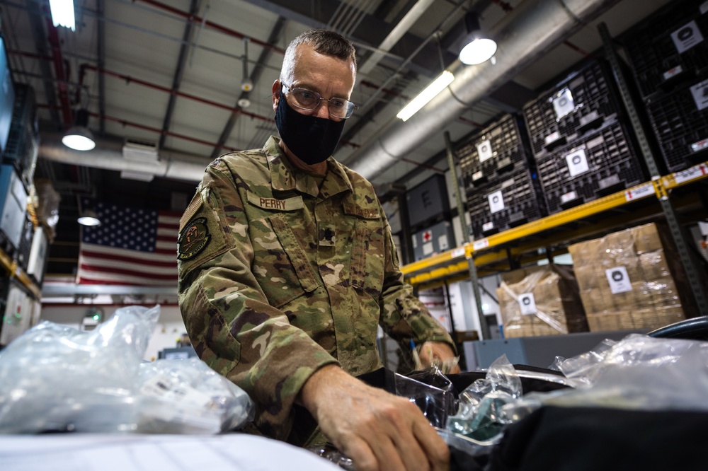 Air Force Reserve ground surgical team inventories gear