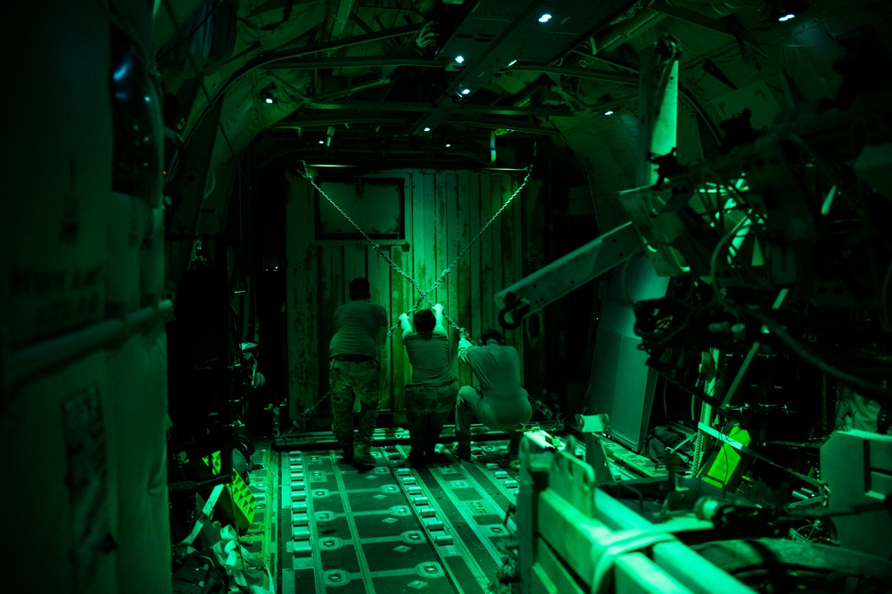 75th EAS delivers supplies to outstation in Somalia