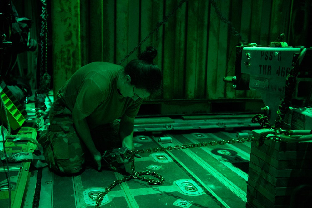 75th EAS delivers supplies to outstation in Somalia