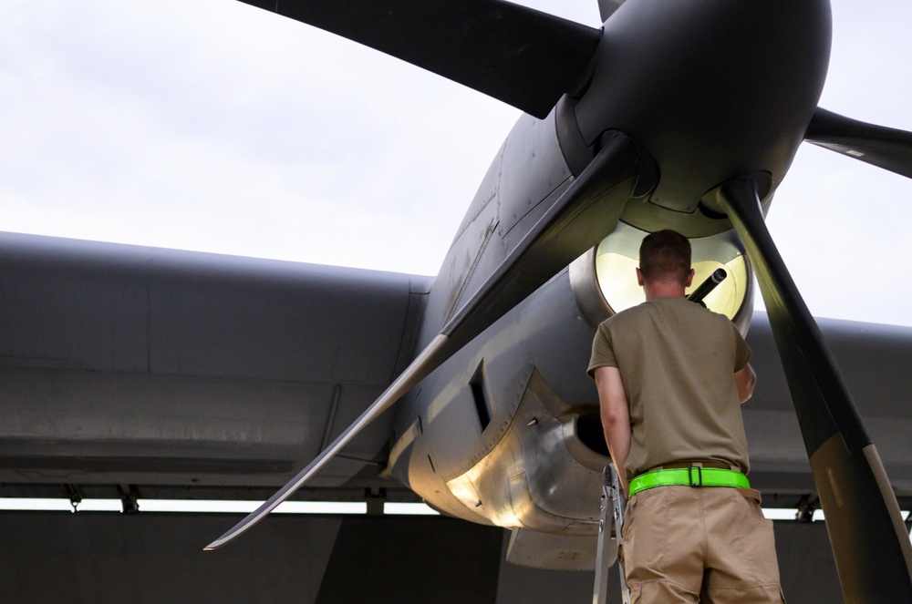 75th EAS delivers supplies to outstation in Somalia