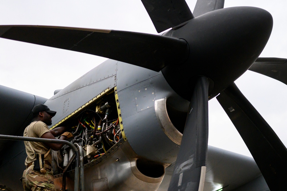 75th EAS delivers supplies to outstation in Somalia