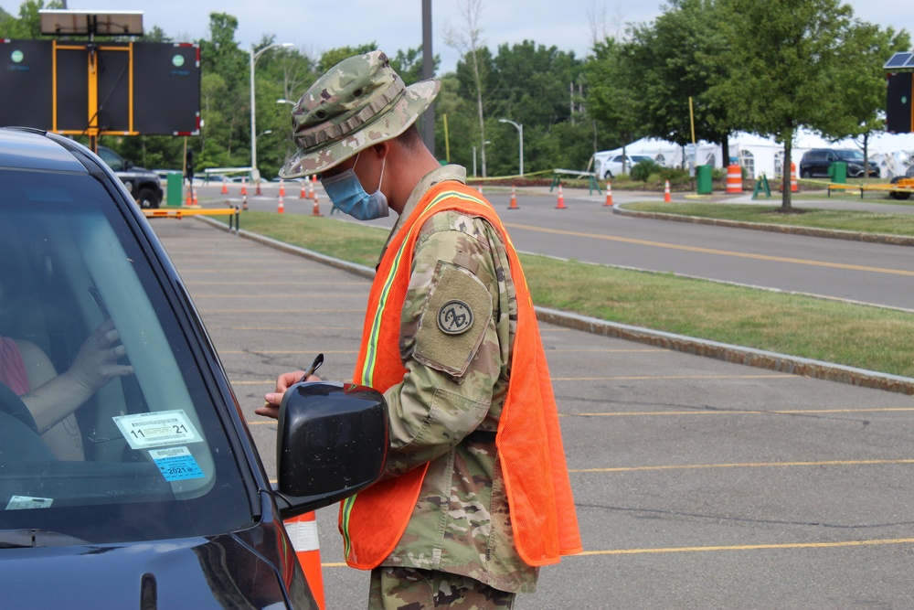 Soldiers from the 27th IBCT Support a Testing Site in Binghamton, NY