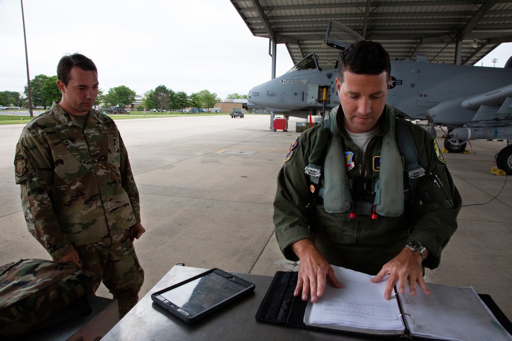 Members of the 175th Aircraft Maintenance Squadron prepare and launch aircraft