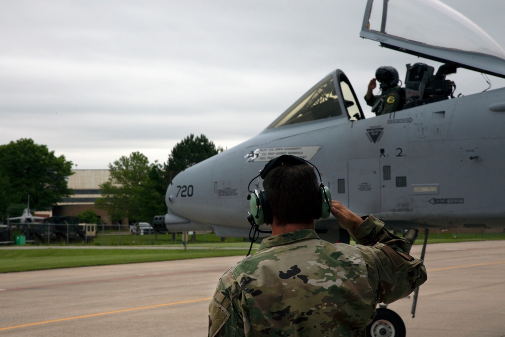 Members of the 175th Aircraft Maintenance Squadron prepare and launch aircraft