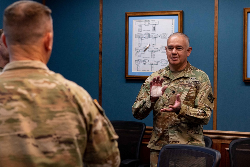 Gen. Paul Funk visits Fort Leavenworth
