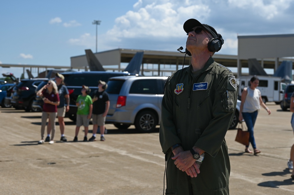 Air Force Thunderbirds train and recertify at Langley