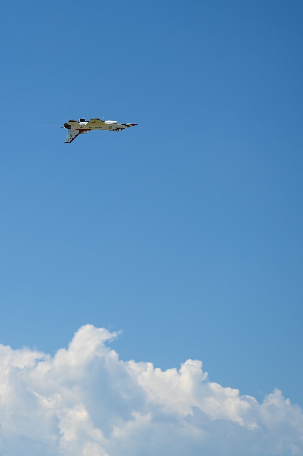 Air Force Thunderbirds train and recertify at Langley