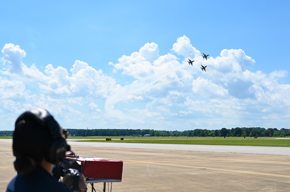 Air Force Thunderbirds train and recertify at Langley