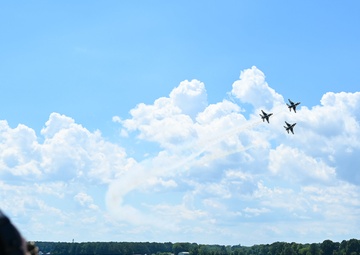 Air Force Thunderbirds train and recertify at Langley