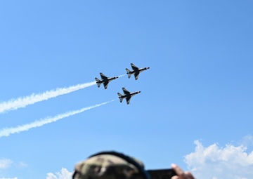 Air Force Thunderbirds train and recertify at Langley