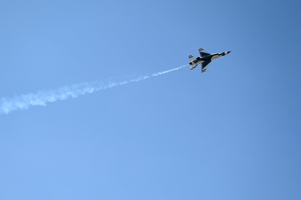 Air Force Thunderbirds train and recertify at Langley