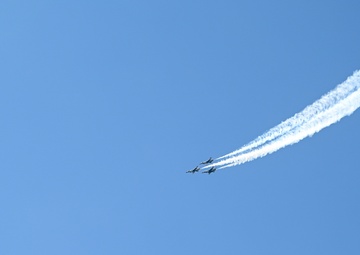 Air Force Thunderbirds train and recertify at Langley