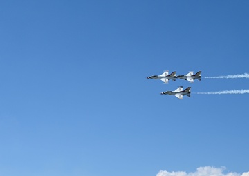 Air Force Thunderbirds train and recertify at Langley