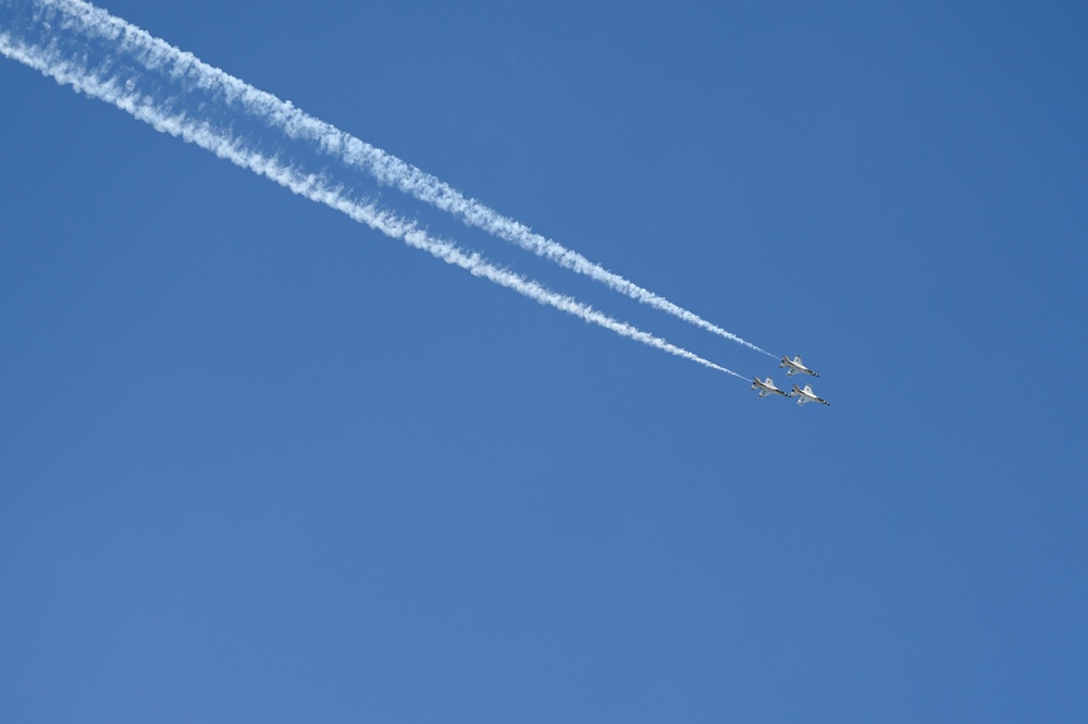 Air Force Thunderbirds train and recertify at Langley