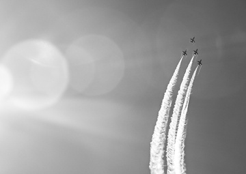 Air Force Thunderbirds train and recertify at Langley