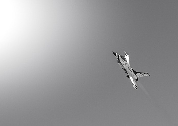 Air Force Thunderbirds train and recertify at Langley