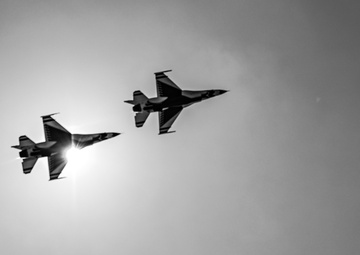 Air Force Thunderbirds train and recertify at Langley