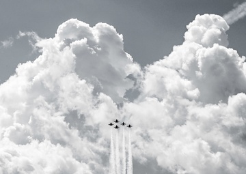 Air Force Thunderbirds train and recertify at Langley