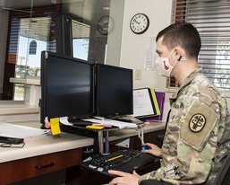 Soldiers at clinic stand in for civilians at home
