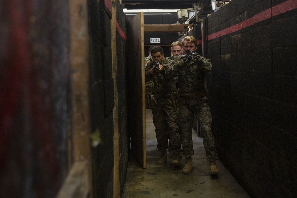 Reconnaissance Marines conduct CQT training