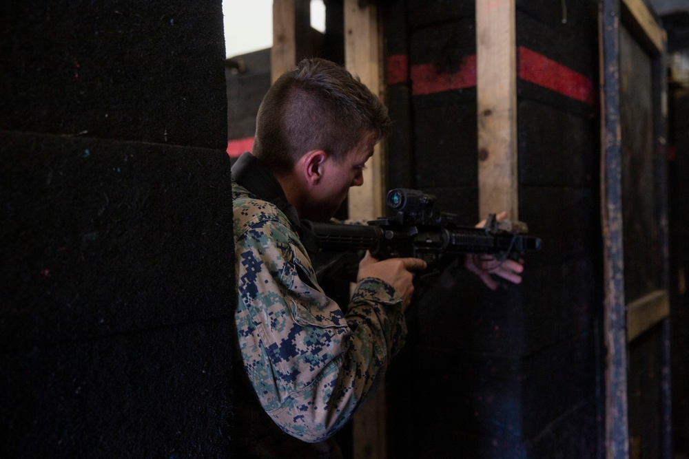 Reconnaissance Marines conduct CQT training